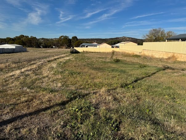 40 Alfred Street, York, WA, 6302 - Image 1