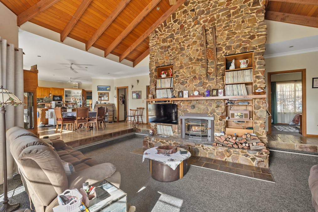 1439 Buckland Gap Road, Murmungee, VIC, 3747 - Image 11