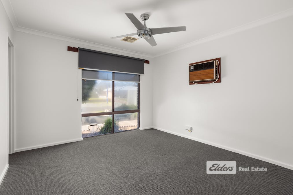 19 Lyons Way, Harvey, WA, 6220 - Image 11