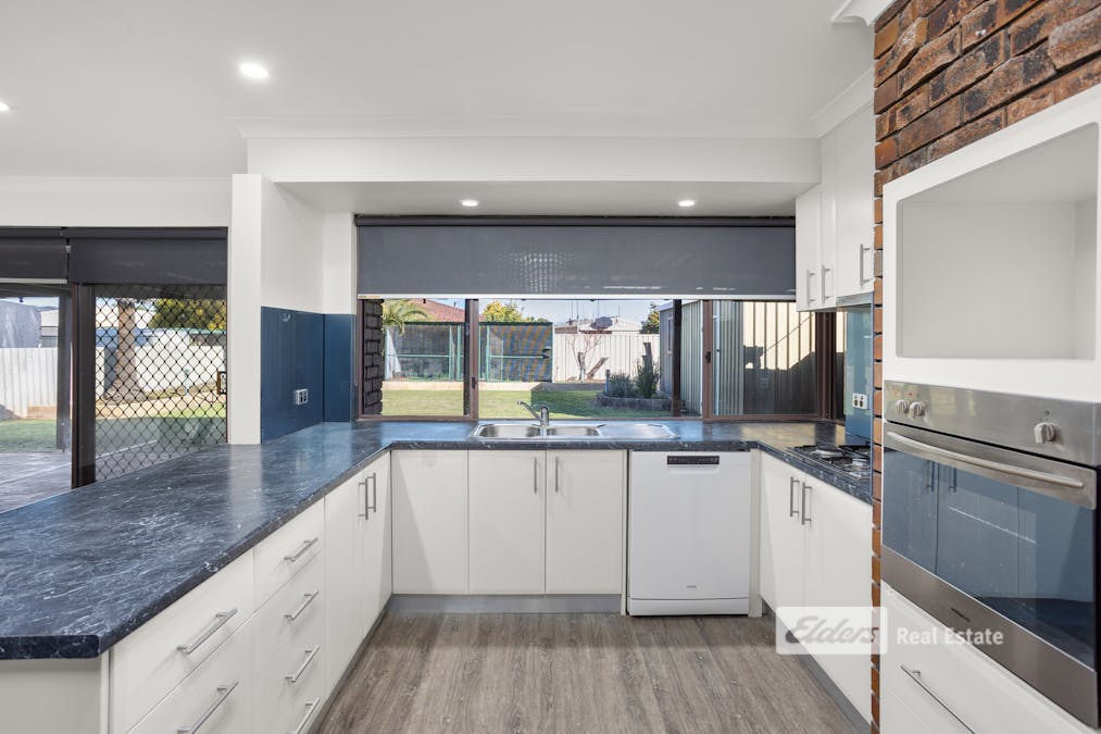 19 Lyons Way, Harvey, WA, 6220 - Image 10