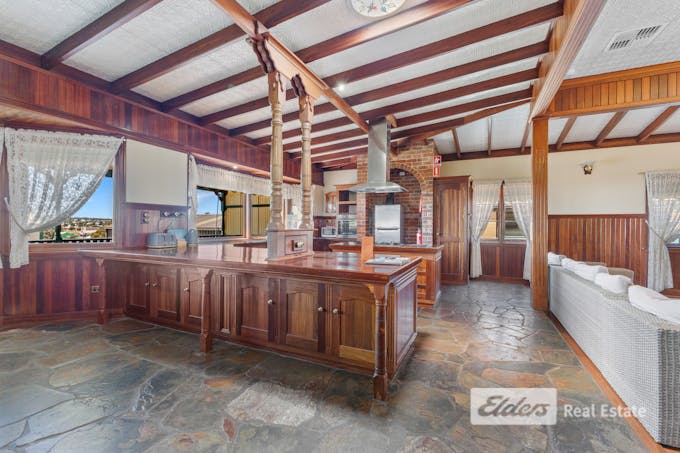 150 Wittenoom Street, Collie, WA, 6225 - Image 2