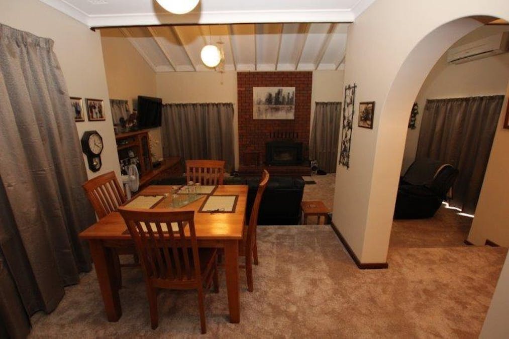 1 Cowan Way, Merredin, WA, 6415 - Image 8