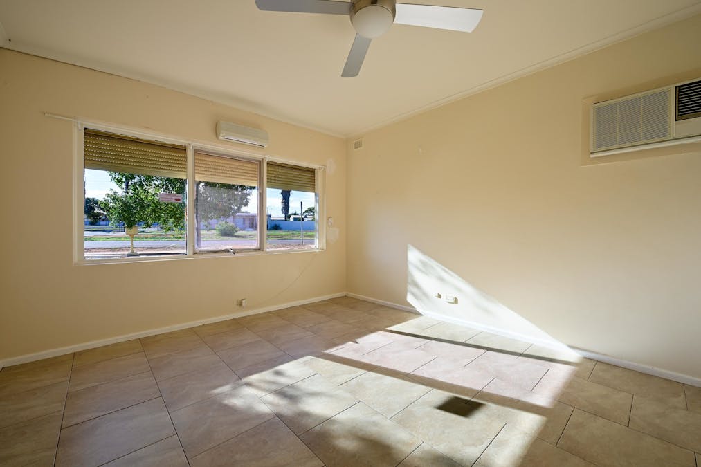 103 Jenkins Avenue, Whyalla Norrie, SA, 5608 - Image 15