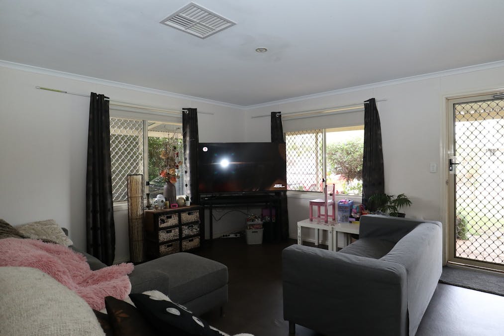 55 Fox Street, Narrogin, WA, 6312 - Image 4