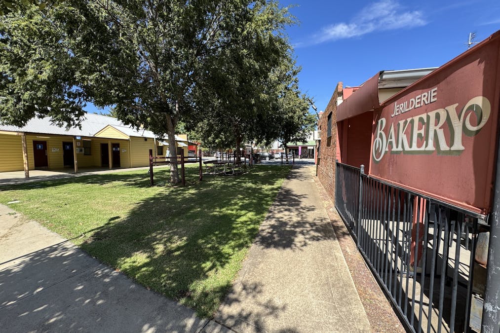 55-59 Jerilderie Street, Jerilderie, NSW, 2716 - Image 12