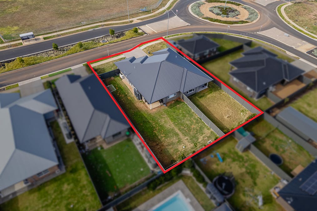 7 Capstan Drive, Dubbo, NSW, 2830 - Image 24