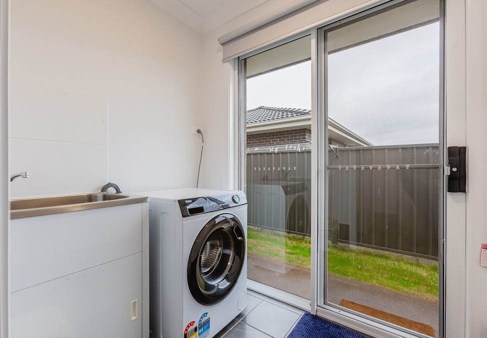 7 Capstan Drive, Dubbo, NSW, 2830 - Image 11