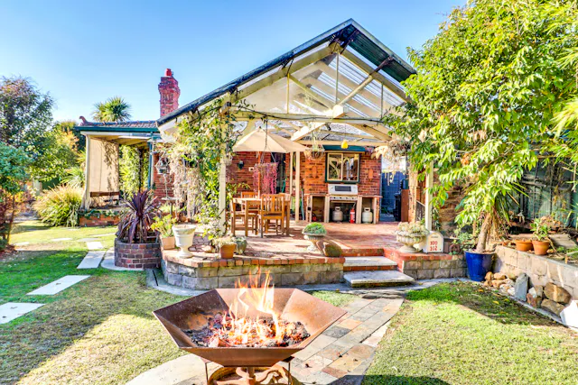 5 Phillip Street — photo from Elders Real Estate Mansfield
