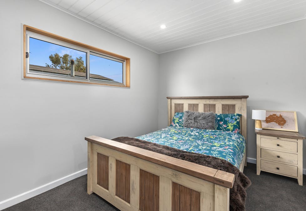 34 Bartley Street, Moyhu, VIC, 3732 - Image 12