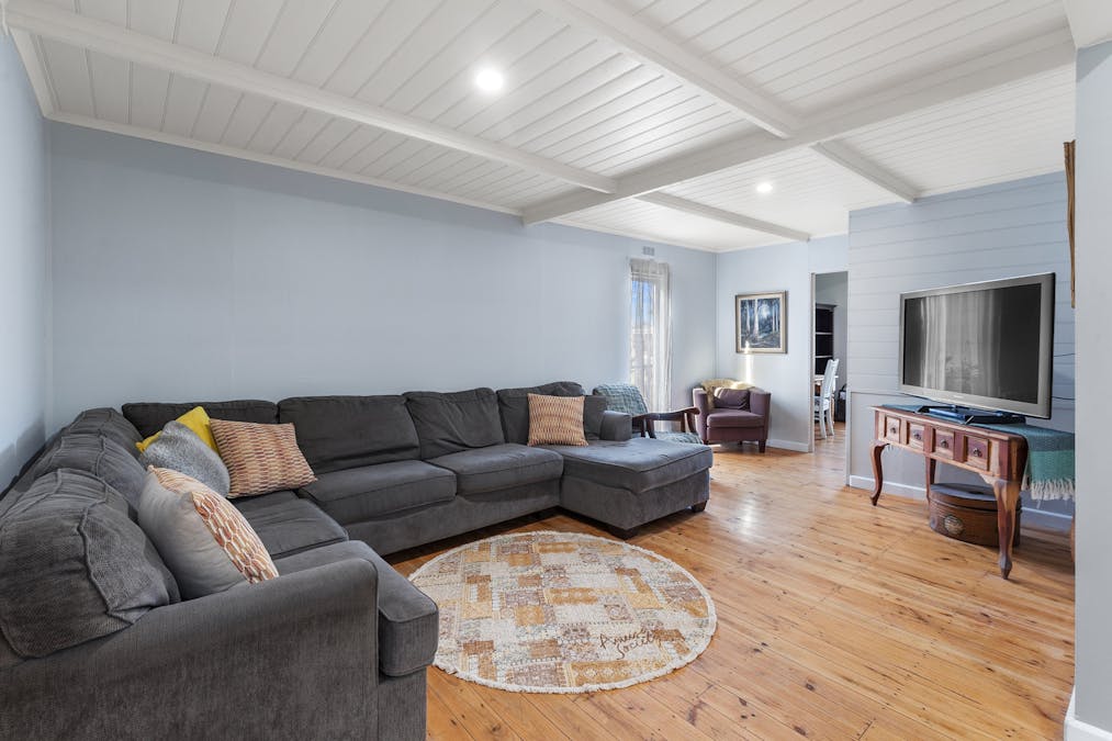 34 Bartley Street, Moyhu, VIC, 3732 - Image 9