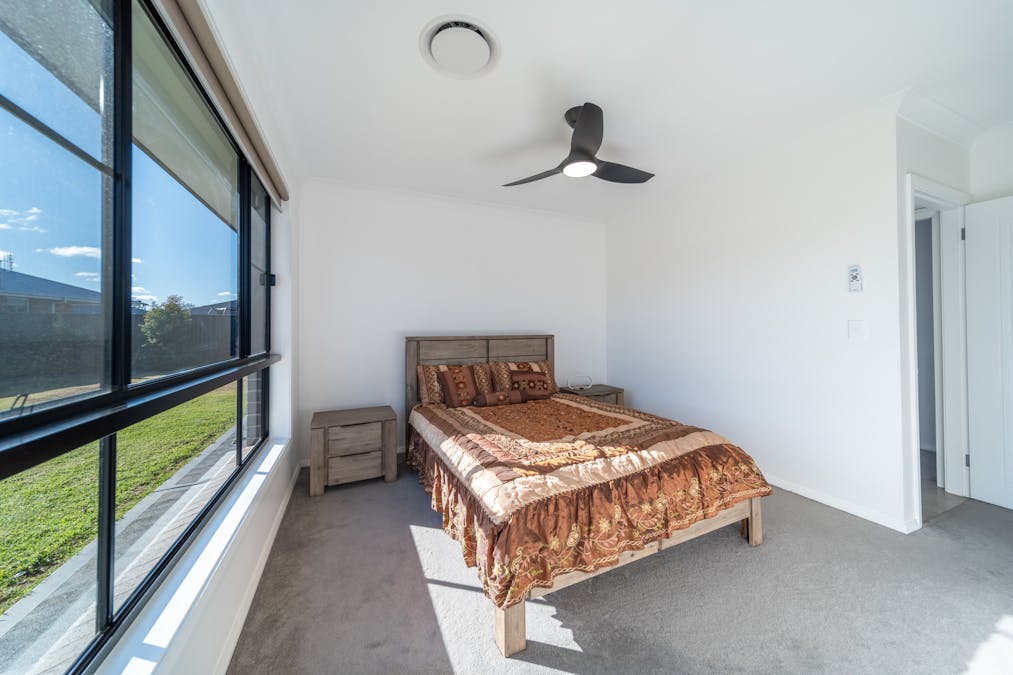 6 Bradford Circuit, Dubbo, NSW, 2830 - Image 12