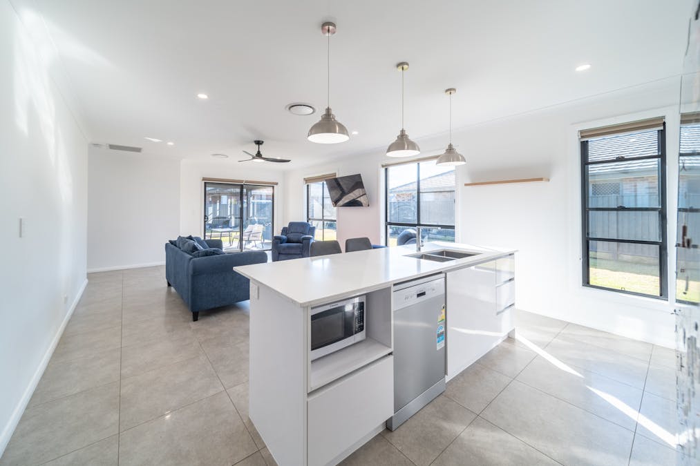 6 Bradford Circuit, Dubbo, NSW, 2830 - Image 18