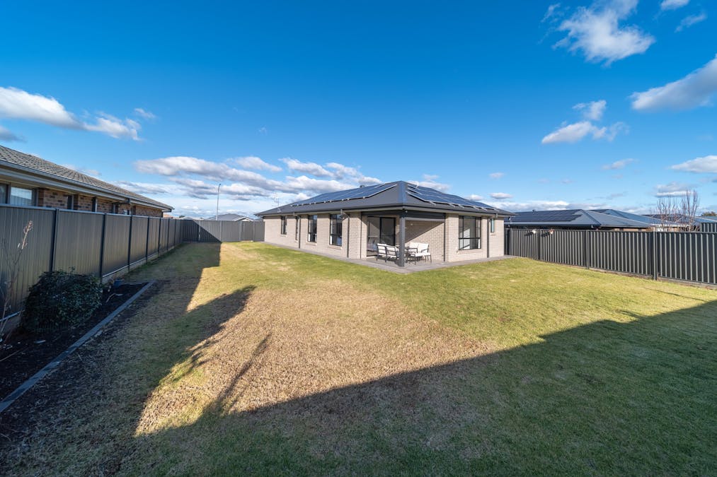 6 Bradford Circuit, Dubbo, NSW, 2830 - Image 23