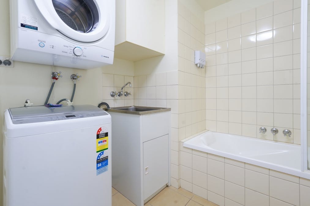 2027/55 Cavenagh Street, Darwin City, NT, 0800 - Image 14