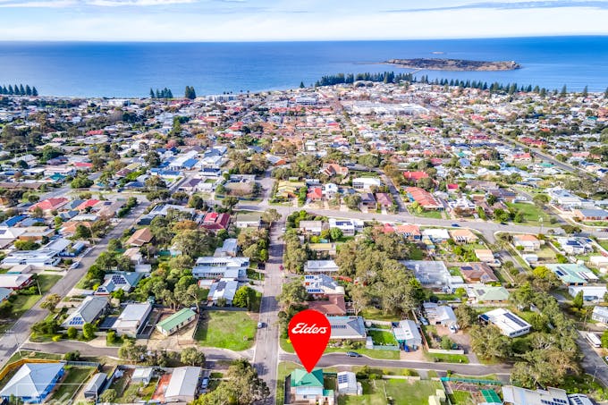 13 Keithalan Avenue, Victor Harbor, SA, 5211 - Image 29