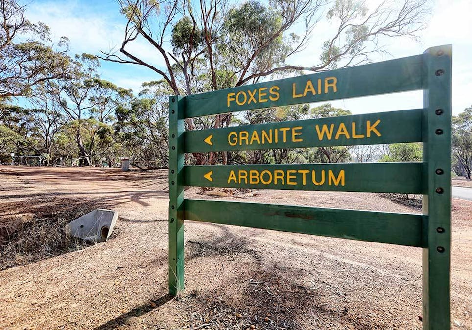 87 & 87A Forrest Street, Narrogin, WA, 6312 - Image 8