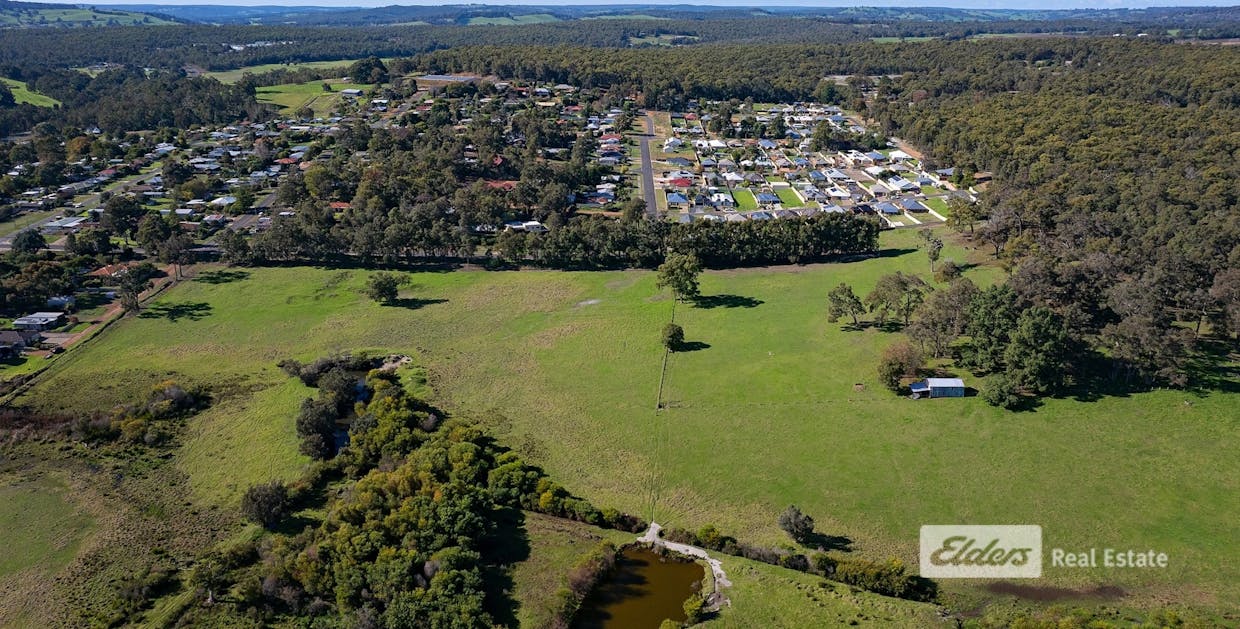 130 | 131 /Thomson Street, Donnybrook, WA, 6239 - Image 6