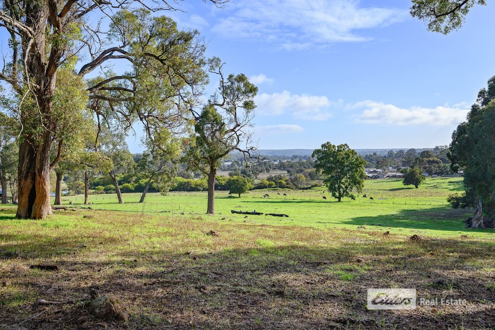 130 | 131 /Thomson Street, Donnybrook, WA, 6239 - Image 12