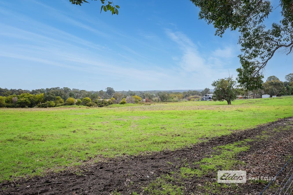 130 | 131 /Thomson Street, Donnybrook, WA, 6239 - Image 19