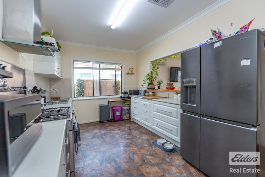 21 Gerald Terrace, Northam, WA, 6401 - Image 8