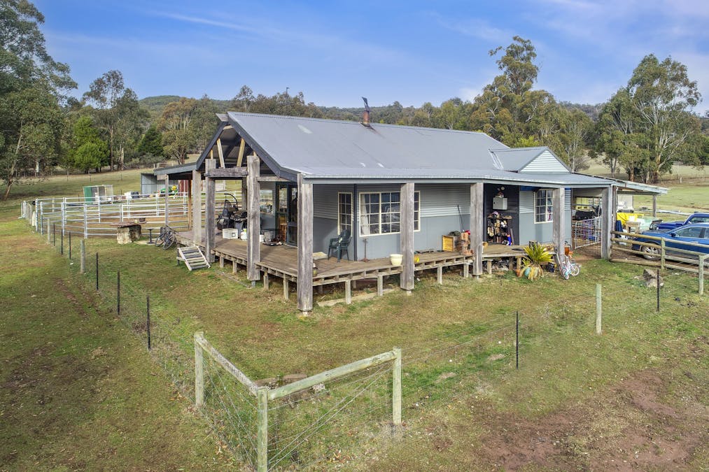 1376 Old Tolmie Road, Tolmie, VIC, 3723 - Image 3