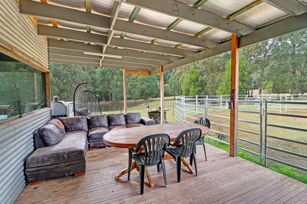1376 Old Tolmie Road, Tolmie, VIC, 3723 - Image 9