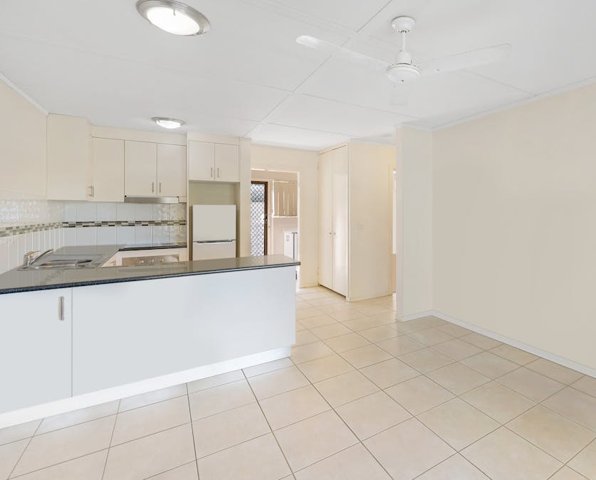 5/35 Butler Street, New Auckland, QLD, 4680 - Image 5
