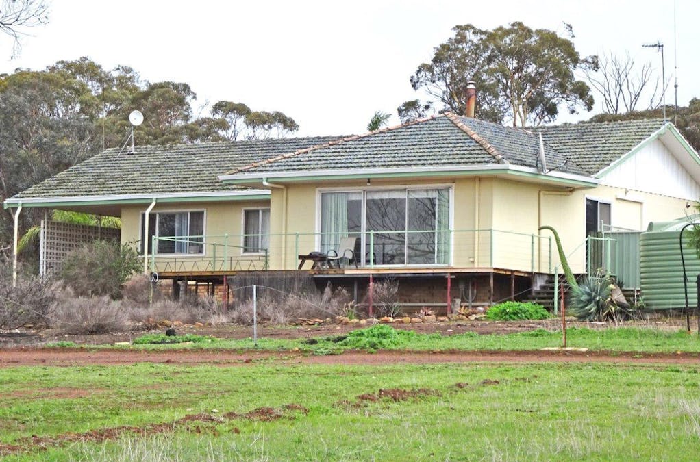 857 Dwelyerdine Road, Toolibin, WA, 6312 - Image 3