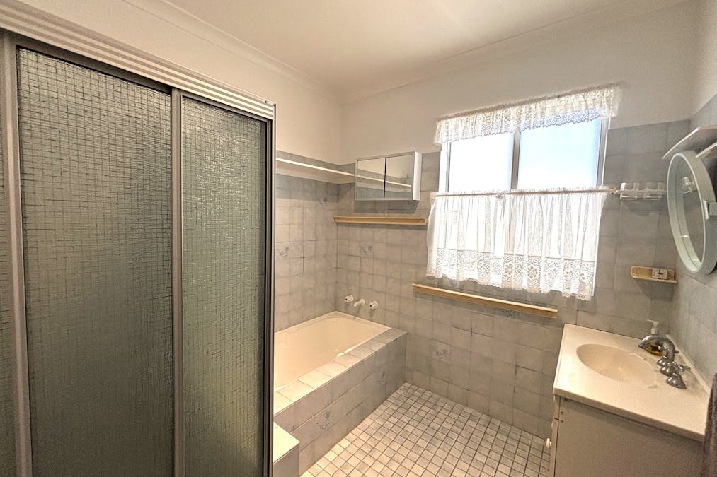 17A Castrini Crescent, Brockman, WA, 6701 - Image 14