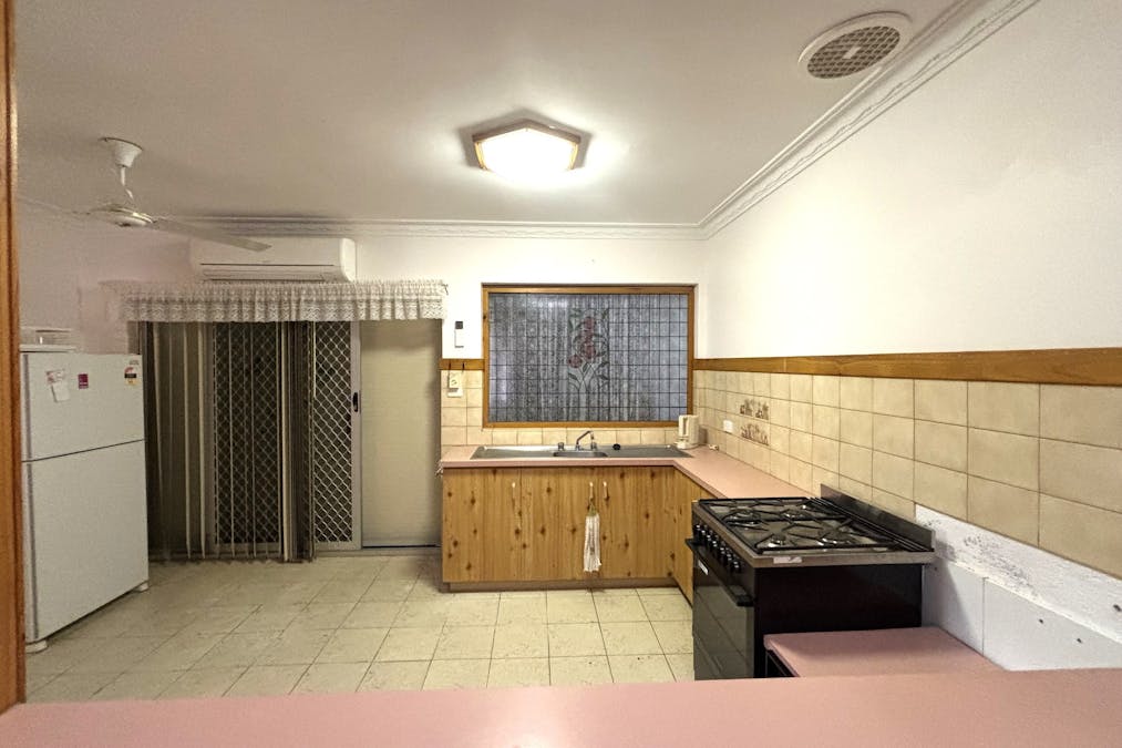 17A Castrini Crescent, Brockman, WA, 6701 - Image 11