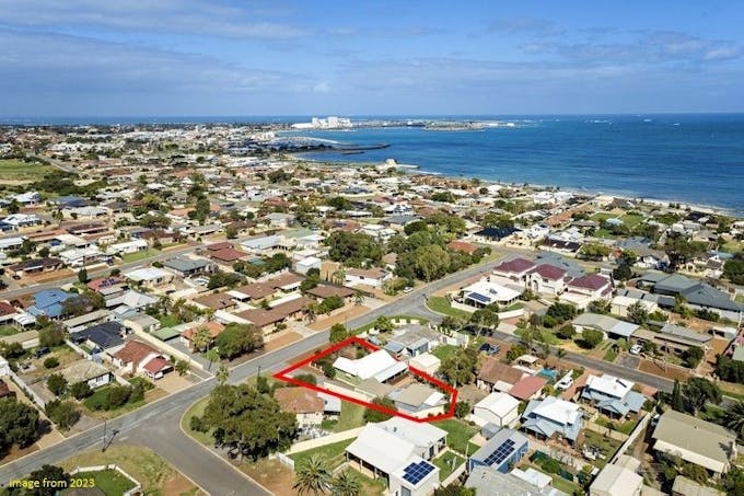 9 Christie Street, Beresford, WA, 6530 - Image 13