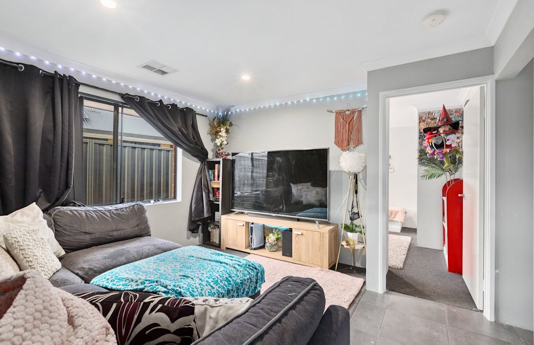 8 Glenworth Drive, Wellard, WA, 6170 - Image 10