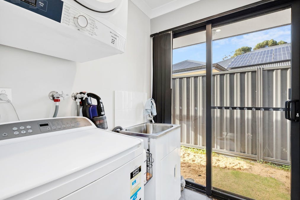 8 Glenworth Drive, Wellard, WA, 6170 - Image 19