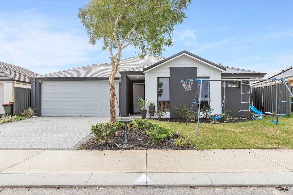 8 Glenworth Drive, Wellard, WA, 6170 - Image 1