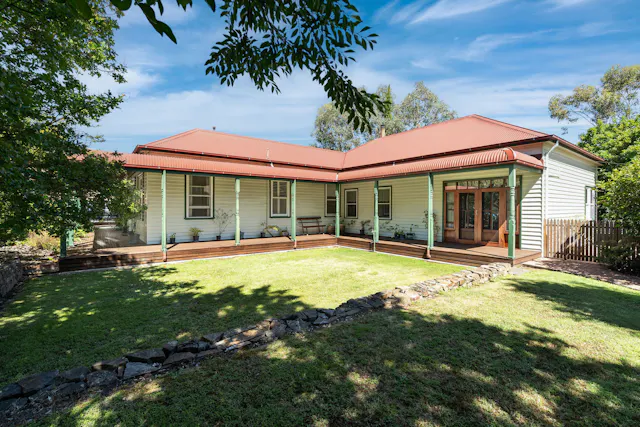 19 Perkins Street — photo from Elders Real Estate Alexandra