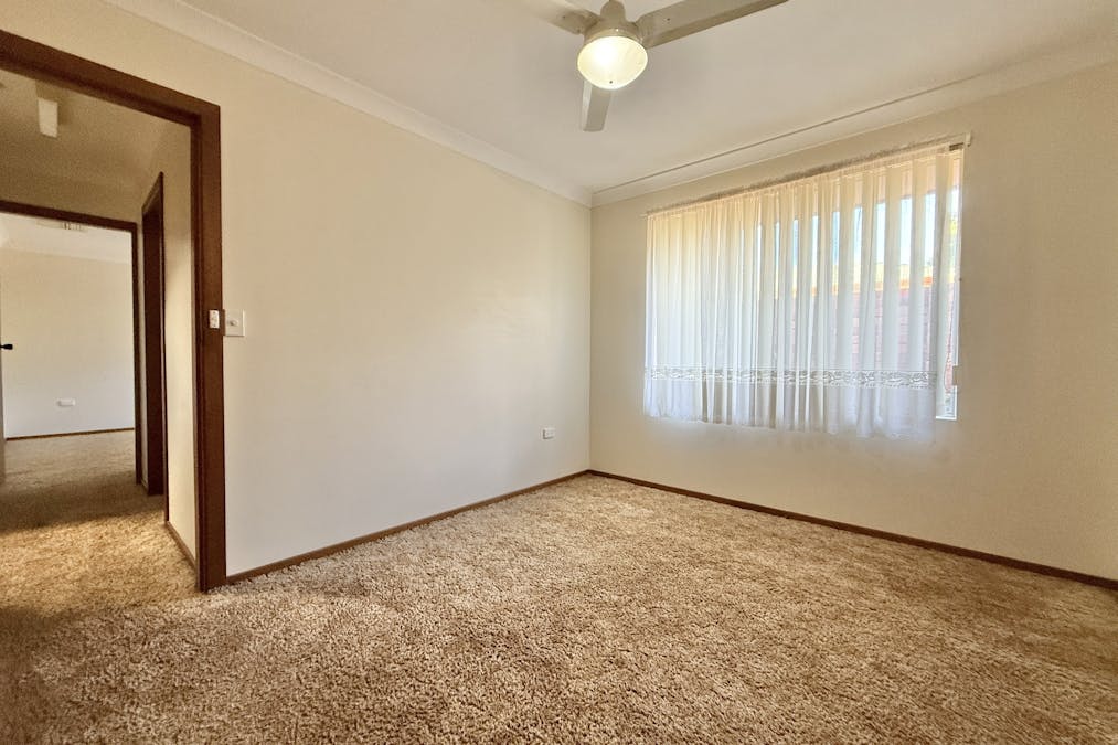 19 Wyndham Avenue, Forbes, NSW, 2871 - Image 6