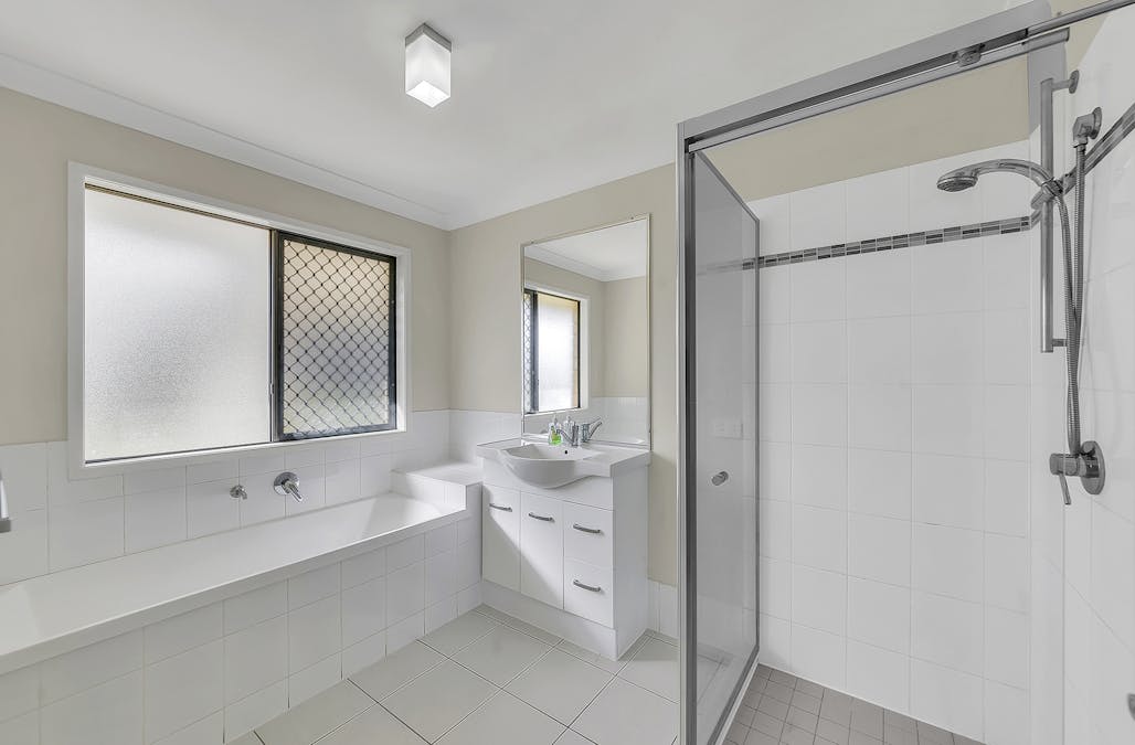 3 Iris Court, Yamanto, QLD, 4305 - Image 16
