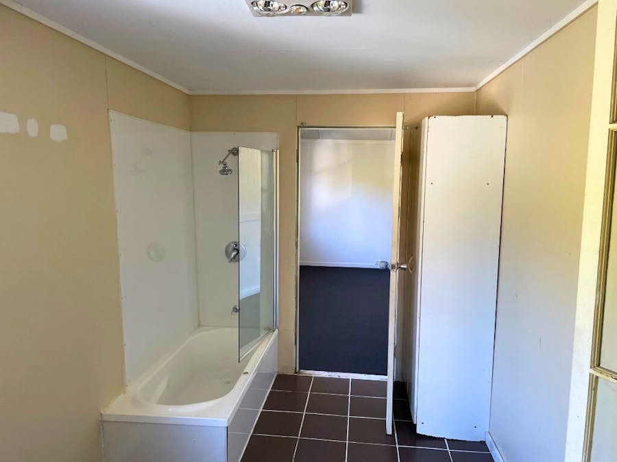5 Wharf Street, Dalby, QLD, 4405 - Image 4