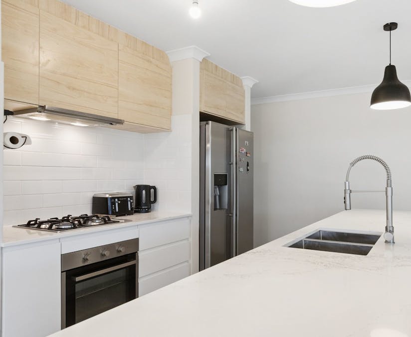 7 Edgbaston Crescent, Port Kennedy, WA, 6172 - Image 4