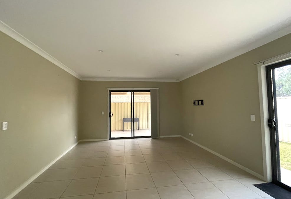 27 Vern Schuppan Drive, Whyalla Norrie, SA, 5608 - Image 3