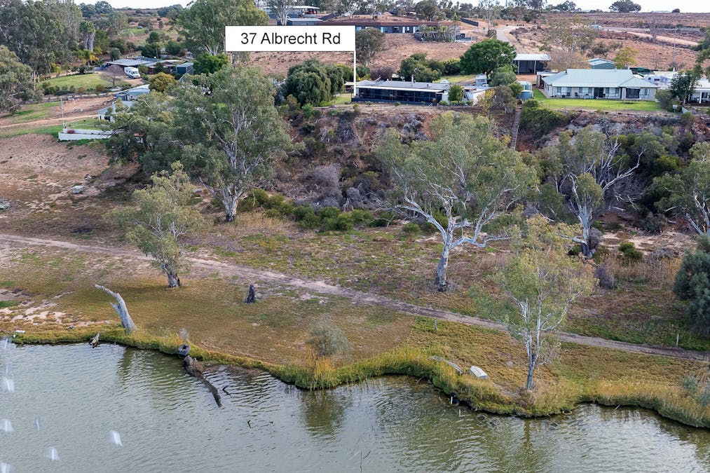 37 Albrecht Road, Kingston On Murray, SA, 5331 - Image 2