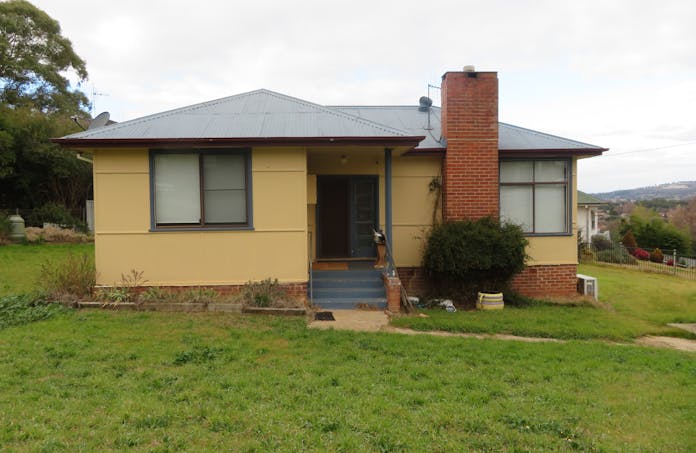 2 Henderson Street, West Bathurst, NSW, 2795 - Image 1