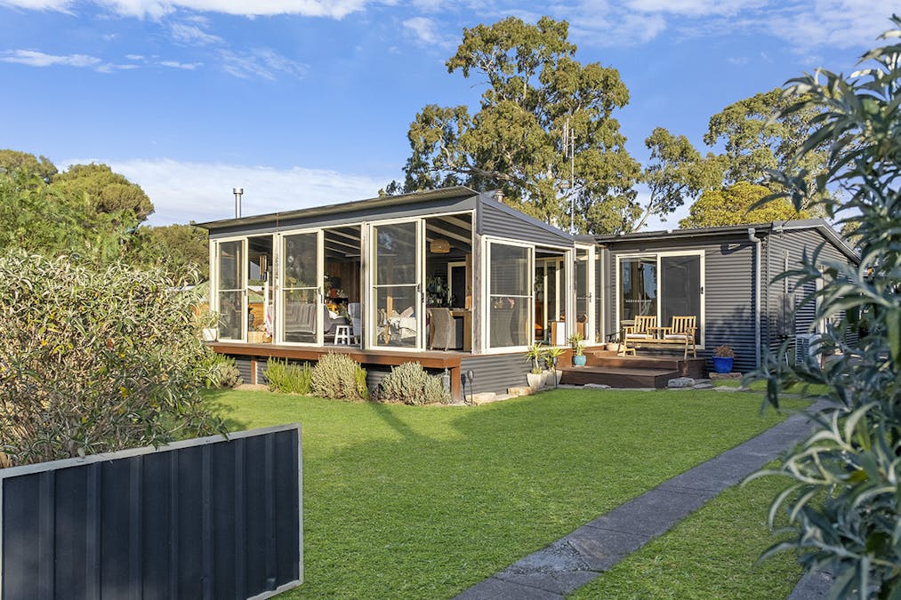 61  Wills Street, Dunkeld, VIC, 3294 - Image 1
