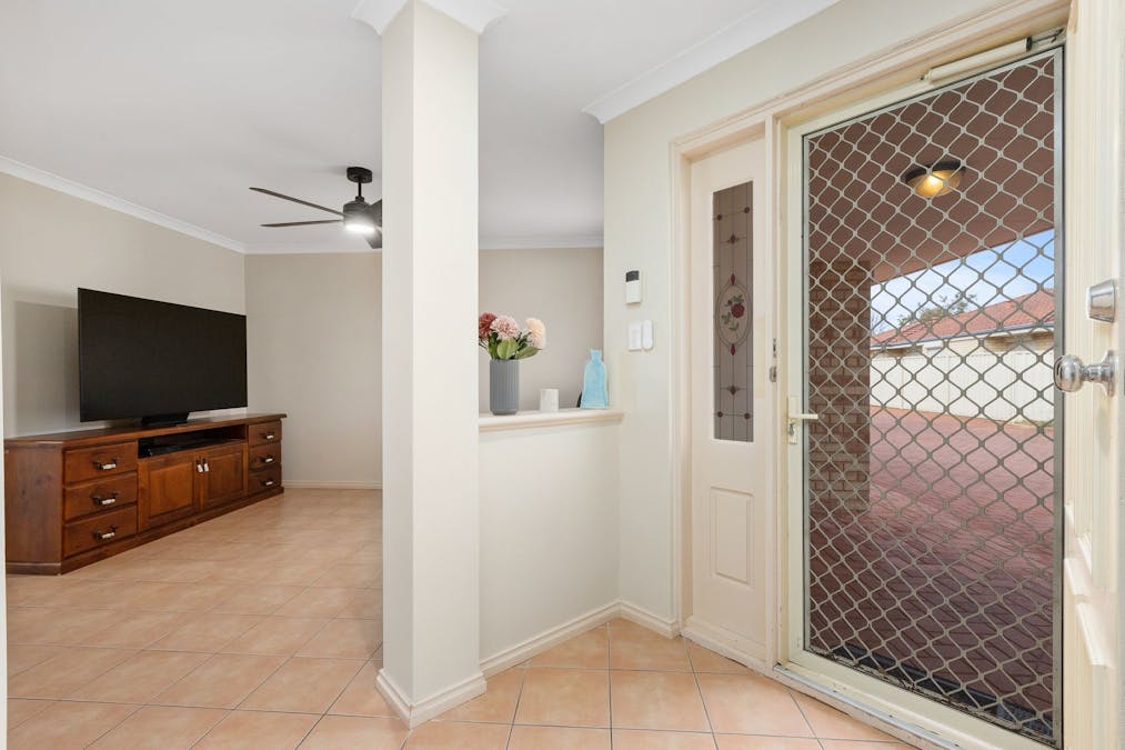 79 Montoro Drive, Port Kennedy, WA, 6172 - Image 2