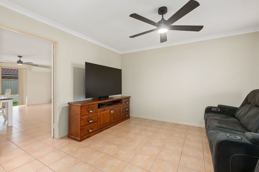 79 Montoro Drive, Port Kennedy, WA, 6172 - Image 3