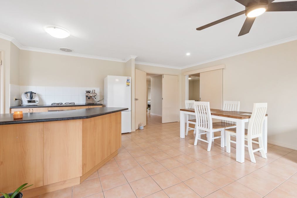 79 Montoro Drive, Port Kennedy, WA, 6172 - Image 8