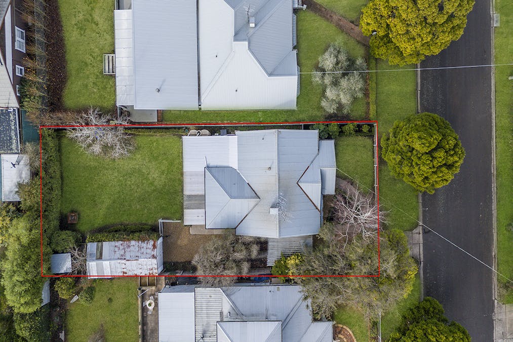 8 Carmichael Street, Hamilton, VIC, 3300 - Image 14