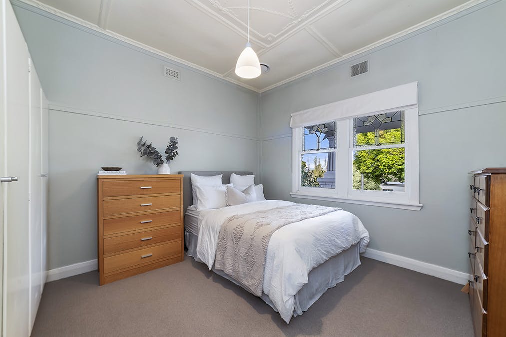 8 Carmichael Street, Hamilton, VIC, 3300 - Image 9