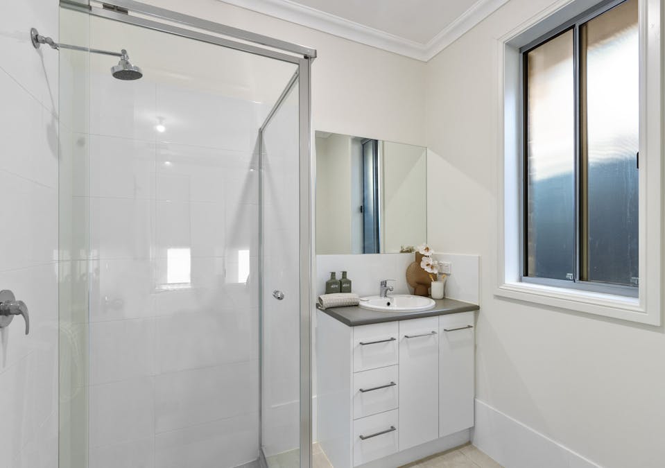 5A Young Street, Clare, SA, 5453 - Image 19