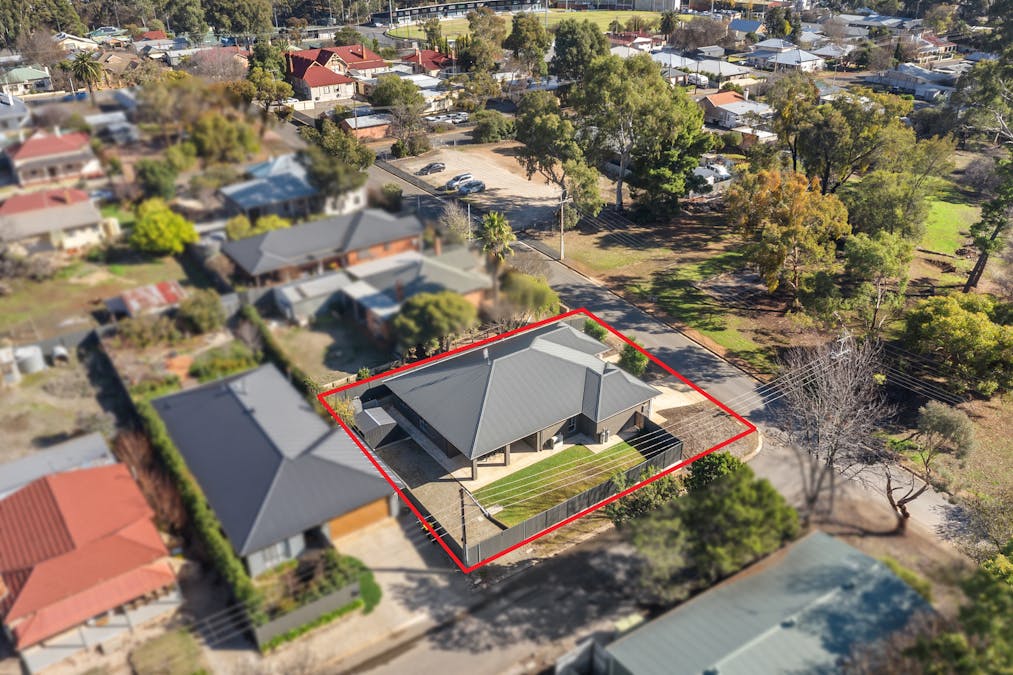 5A Young Street, Clare, SA, 5453 - Image 23